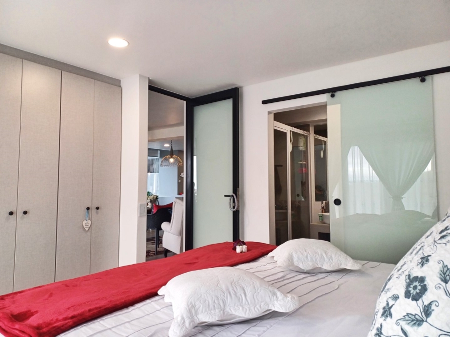 2 Bedroom Property for Sale in Island View Western Cape